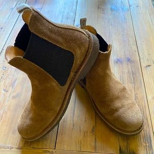 Mens Huckberry Bitflex Chelsea Boot in Dark Khaki size 43